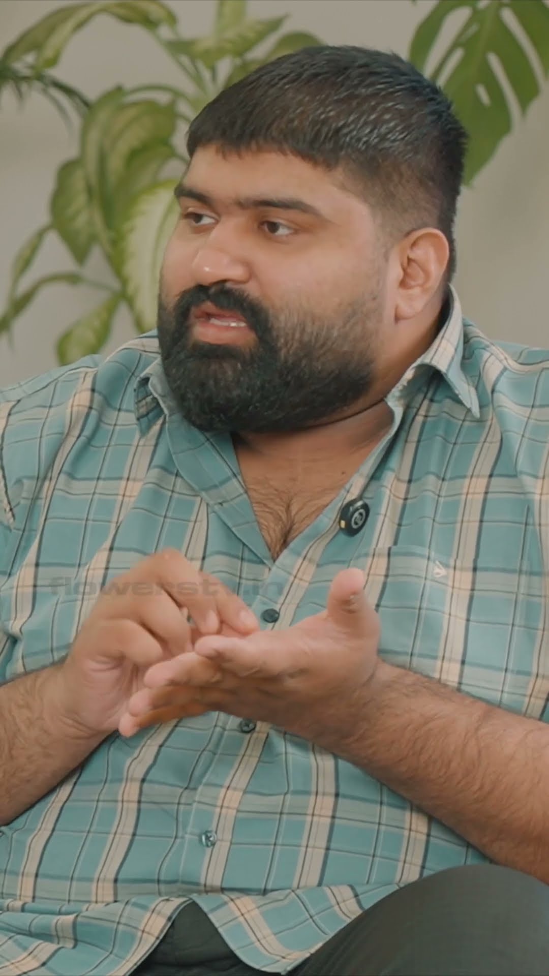 MBA-കാരനിൽ നിന്ന് ഫുഡ് വ്ലോ​ഗറിലേക്കുള്ള ദൂരം..