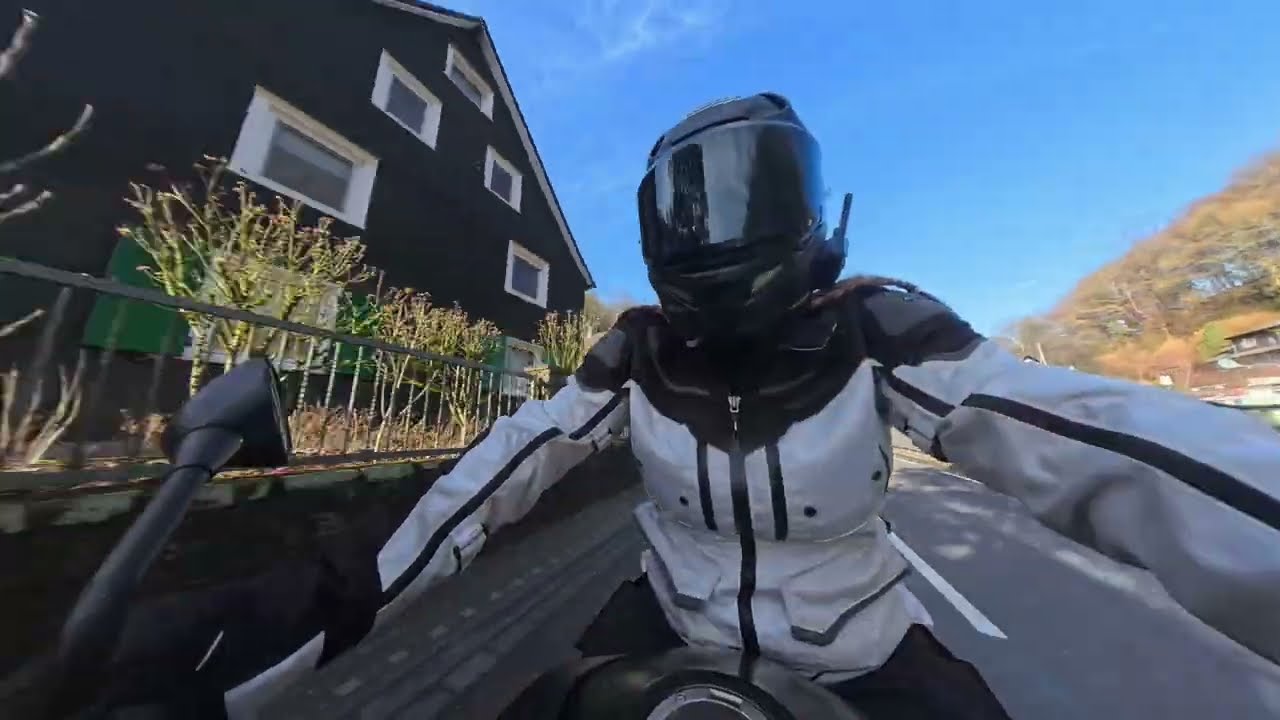 Tagestour ins Bergische Land | Café Hubraum, Altenberger Dom & Chaos auf 2 Rädern 