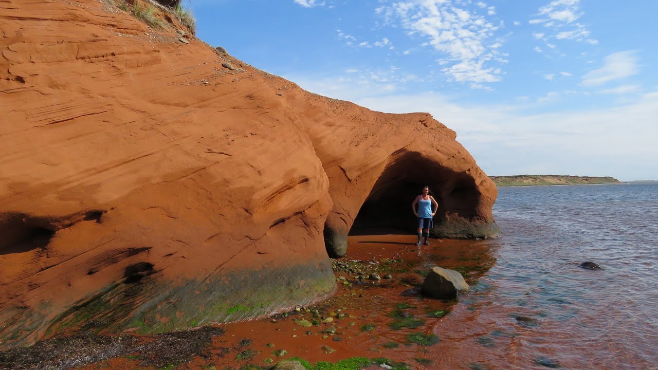 FALAISES ET GROTTE DE POINTE AUX LOUPS ILES DE LA MADELEINE YouTube