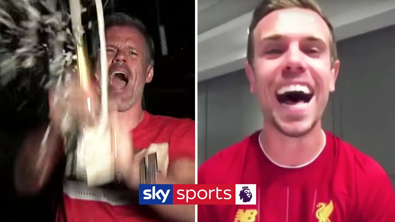 Jordan Henderson celebrates the Premier League title with Jamie Carragher 