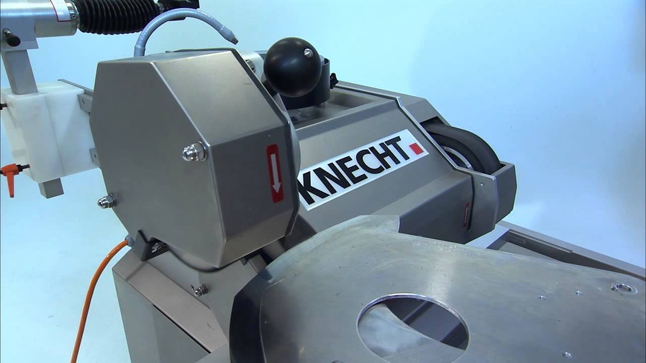 S 20 Parte 7 – Pulir y desbarbar cúteres en forma de hoz