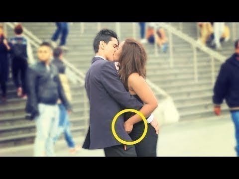 kissing-prank-extreme---school-edition