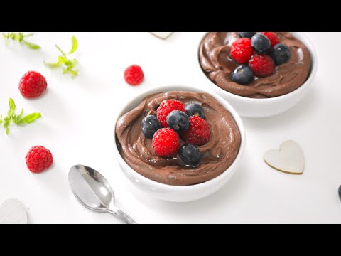 Video: Postres Saludables: Mousse De Chocolate Natural