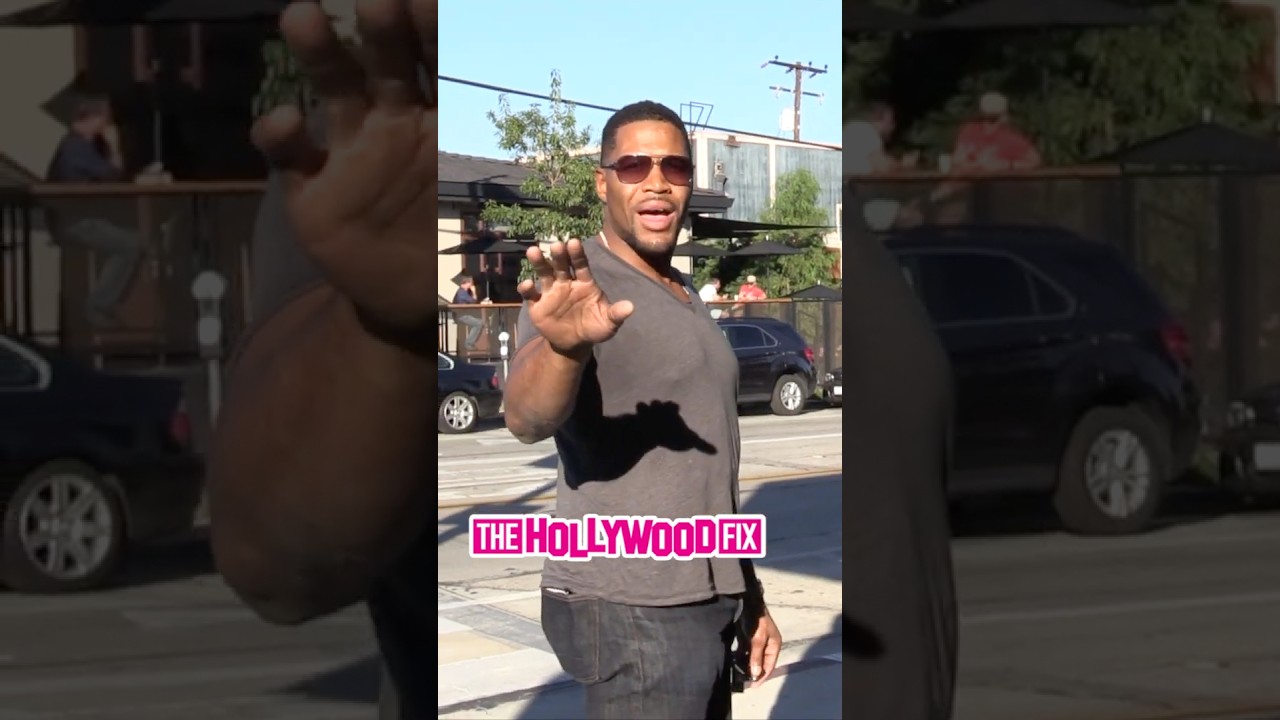 Michael Strahan Shuts Down Paparazzi ASAP When Spotted Out Shopping On Melrose Ave In West Hollywood