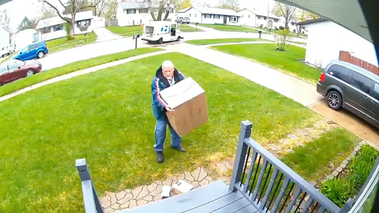 Angry Mailman Is Angry