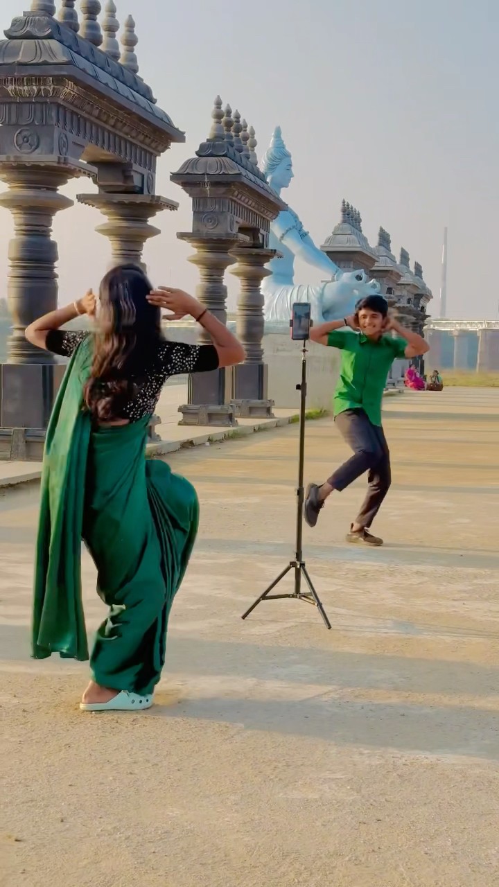 Bgm dance with sister ✨??? ​⁠@Nishadancingqueen #bgm #dance #trending #viral #dancechallenge