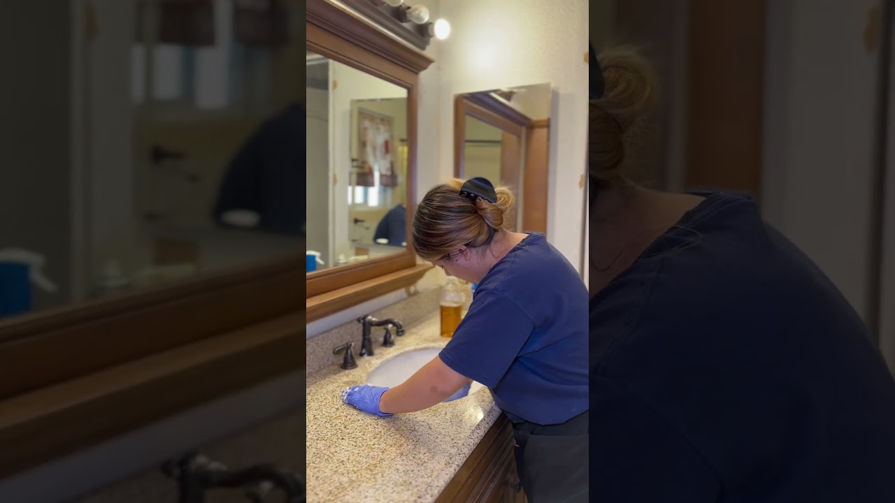 Houston's Finest Cleaners: Transforming Spaces with Expert Cleaning Services! 🏡✨ 