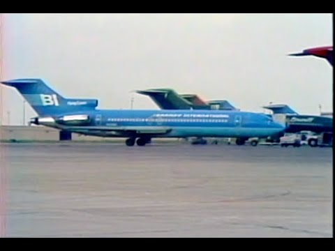 Braniff International Boeing 727-100 & 727-200 Flying Colors
