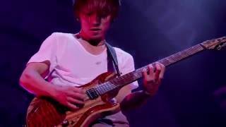 Video thumbnail of "UVERworld - INTRO + GOLD + Kinjito Live at Kyocera Dome"