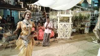 Traditional dances of sri lanka (paththini) පිරිමි ශරිරයේ ස්ත්රී ලාලිත්ය .