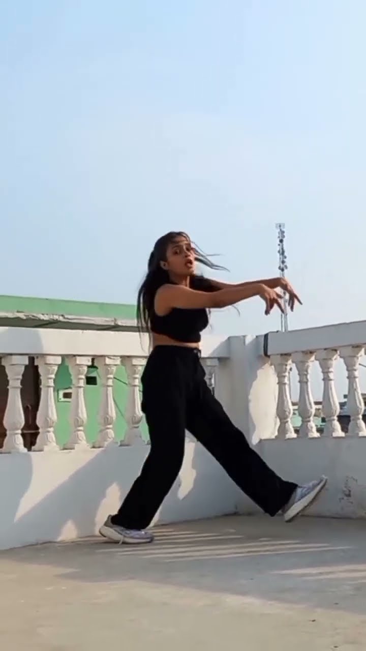 Fire Agre De Taaj Wang Nikhri ??‍♀️ #LorLor #Dance #DanceShorts