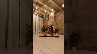Acroyoga beginner, reversed bird (pose)
