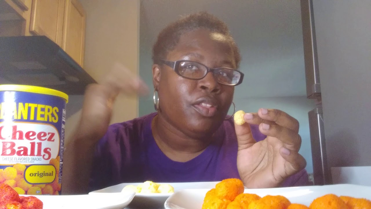 PLANTERS CHEEZ BALLS REVIEW! 