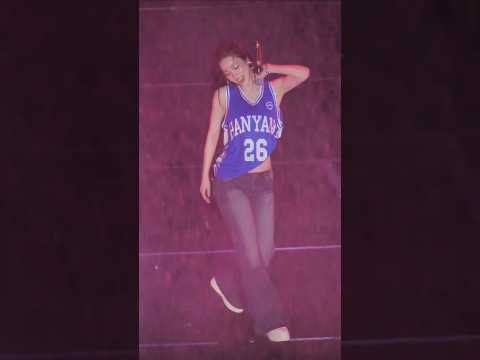 비에 젖은 <strong>위플래쉬</strong>