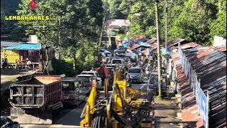 WEEKEND !! macet di lembah anai silaiang,,utamakan keselamatan dalam berkendaraan