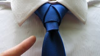 How to tie a Necktie  Queen knot