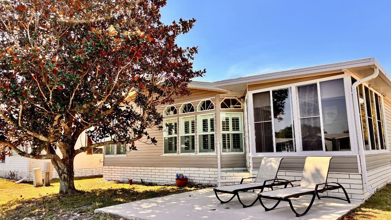 Welcome Home! 4347 SE Sweetwood Way in Stuart, Florida