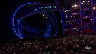 Oscar 2020 In memoriam Billie eilish performance.