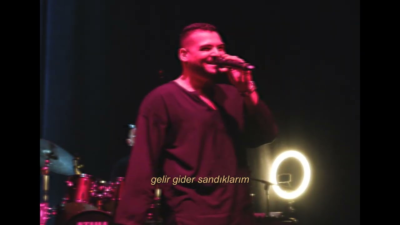 Watch Gelir Gider - Taş Kağıt Makas (Official Video) on YouTube Watch Gelir Gider - Taş Kağıt Makas (Official Video) on YouTube