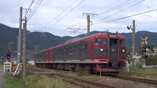 [しなの鉄道] 踏切通過  これは速い‼︎全開の115系2両編成    [Shinano Railway] Railroad crossing〜Top speed 115 series 2 cars