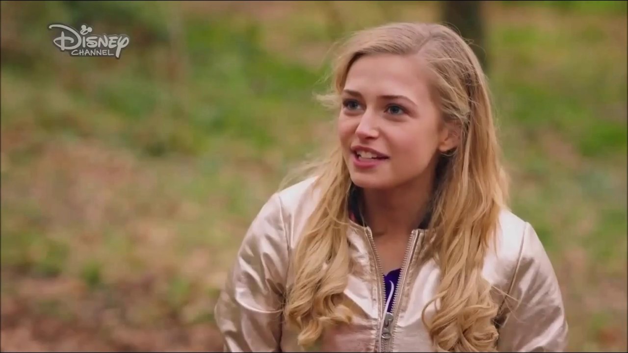 The Lodge S02E04 - Part 7 - Skye & Sean Moment [HD]