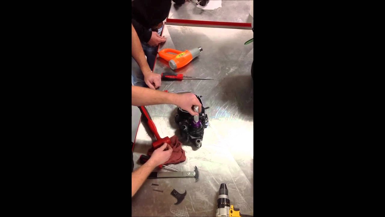 How to Remove and Replace Oil Seals - YouTube