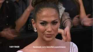 Jennifer Lopez at the OSCARS Red Carpet 2012
