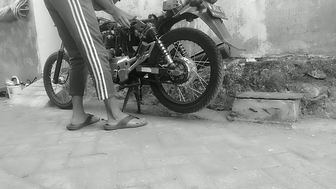 Proses Pengecatan Bodi Honda Megapro Primus Simple - YouTube Proses Pengecatan Bodi Honda Megapro Primus Simple - YouTube