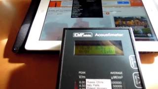 iPad WiFi Radiation with Wireless Router On (RF Meter with Sound) - NEW! screenshot 5