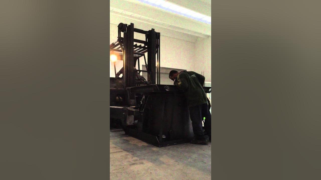 Переворотный механизм с насадкой для производства колец - YouTube