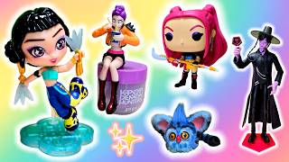 OPENING A BUNCH OF KPOP DEMON HUNTERS STUFF!