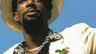 RIP Gregory Isaacs - House of the rising sun Resimi