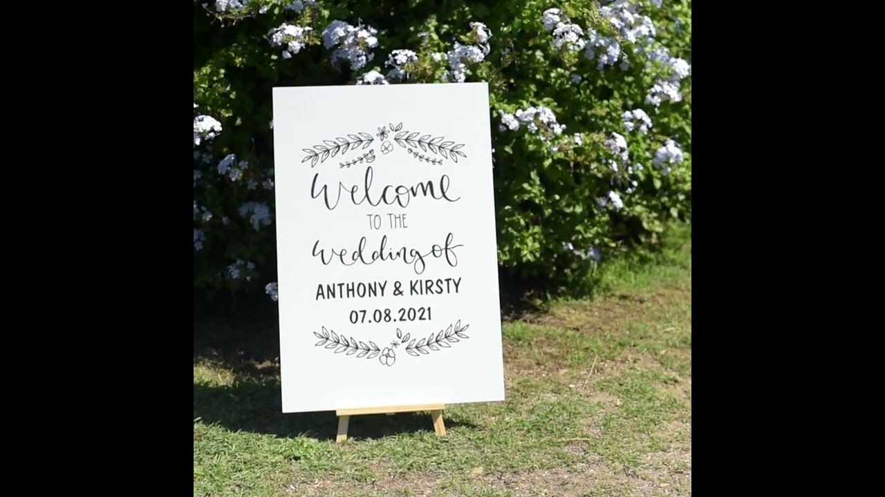 Personalised Welcome Wedding Sign with White Background - Product Snippet