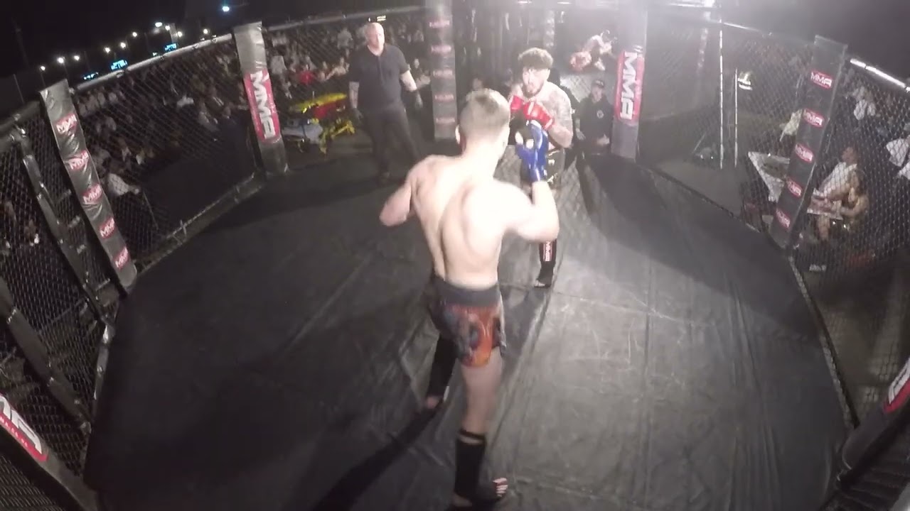 MANCHESTER | MMA | TRIPLE T VS JACK GREEN