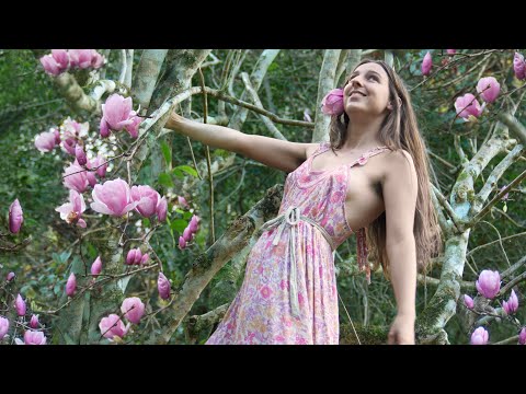 Video: What Is An Ophelia Aubergine – Lär dig om Aubergine 'Ophelia' Plant Care
