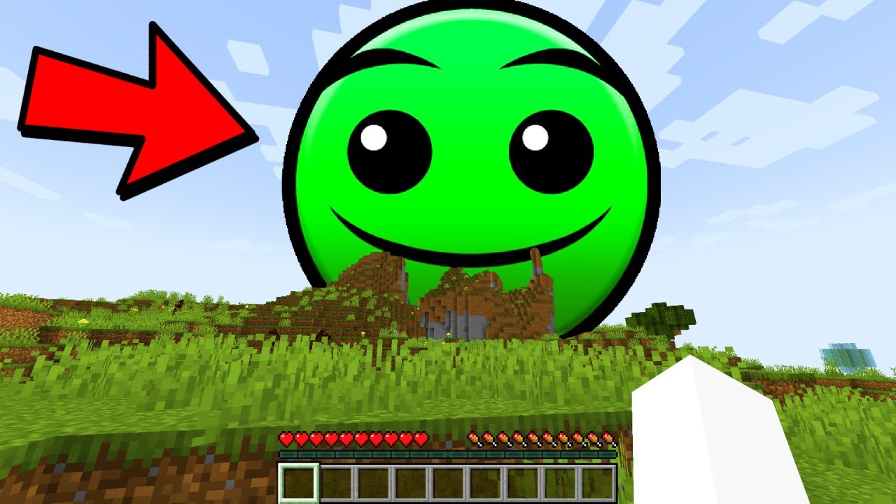 I Found Giant FIRE IN THE HOLE in Minecraft PE...