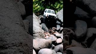 UDIRC UCX18 TOYOTA LAND CRUISER PRADO SKETCHY ROCKCRAWL SECTION #udirc #ucx18 #toyota #prado #lc250