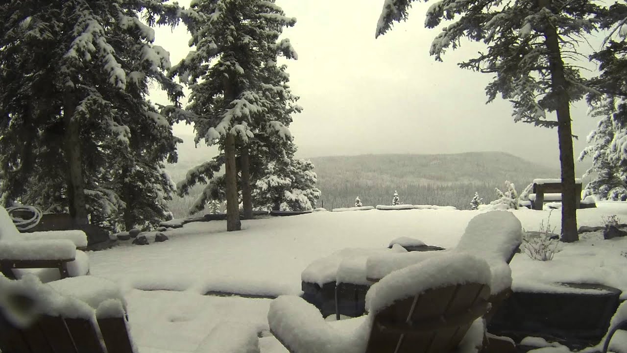 First Snow of the Year - YouTube