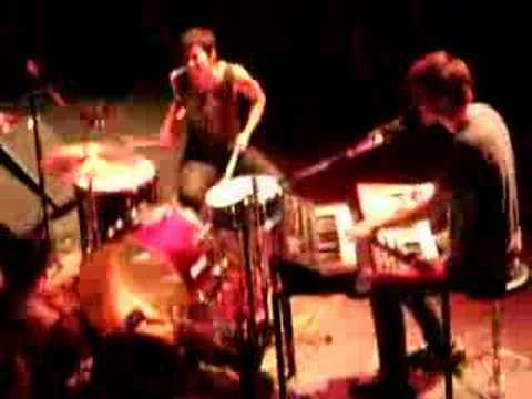 Matt & Kim - Frank (live) Bowery Ballroom