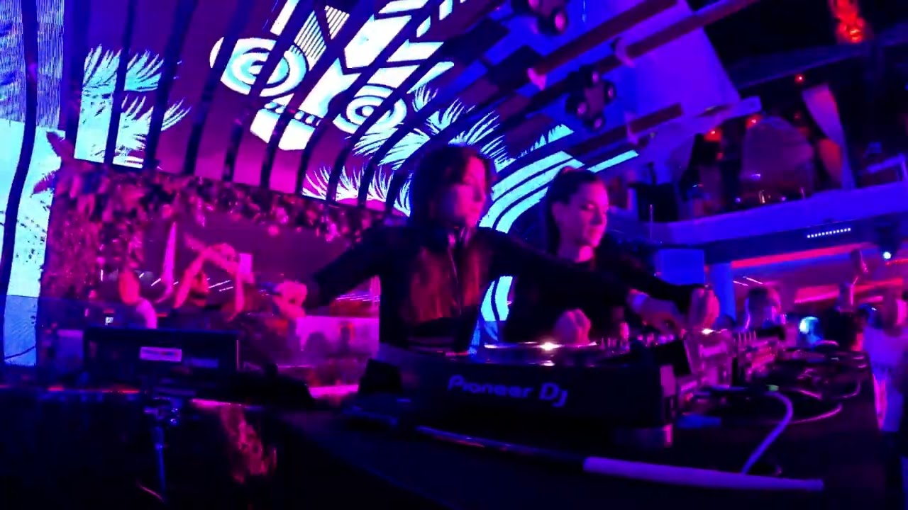 GIOLÌ & ASSIA TENERIFE PAPAGAYO BEACH CLUB