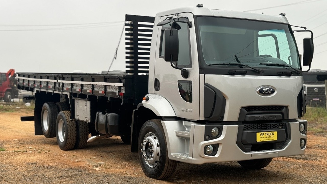 CAMINHÕES TRUCK À VENDA A PARTIR DE 79 MIL