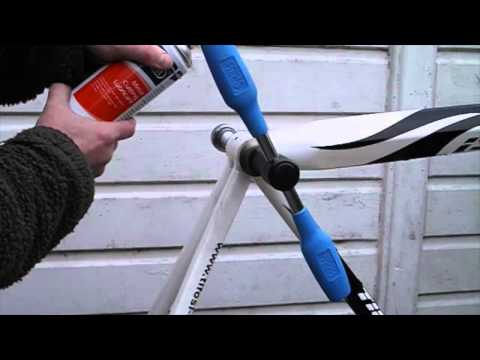 Bottom bracket shell