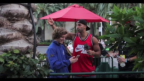 Security Guard Prank At Vidcon