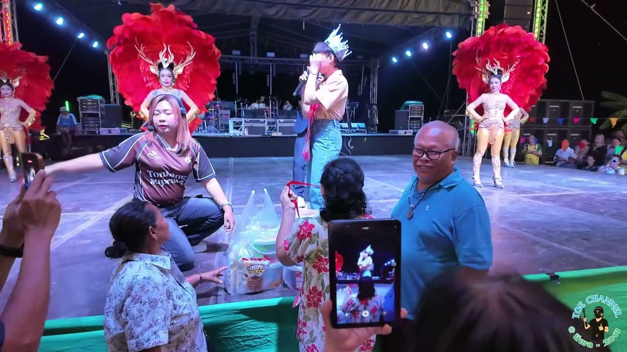 คลิปเต็มน้องต้นข้าวแสดงสด@งานฉลองตำแหน่งผู้ใหญ่บ้าน บ้านชายธูป อ ท่ามะกา จ กาญจนบุรี 9 มี ค 69