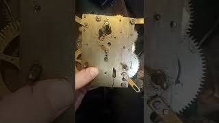 Exposé: innards of the British Jerome mantel clock.
