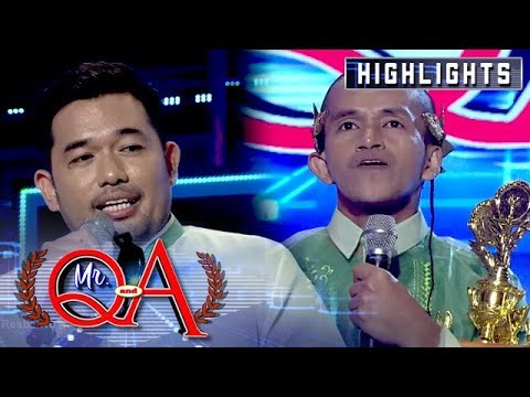 Macoi Aragon faces the reigning Mr. Q and A Bokyo | It's Showtime Mr. Q and A