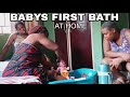 BABY'S FIRST BATH AT HOME! HOW TO BATH A NEW BORN BABY Easy way