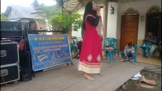 lagu India yg mirip penyanyi asli, mbak Anggraini jago nyanyi India