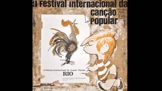 Video thumbnail of "Nara Leão - CAROLINA - Chico Buarque de Hollanda - ano de 1967"