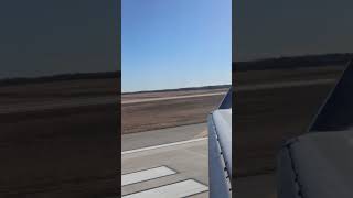 Crj-900 landing next to A330 in Detroit Michigan. #shorts